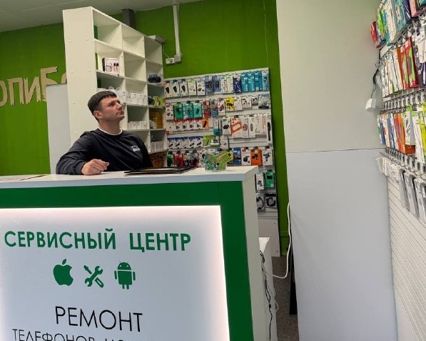 Сервисный центр у м. Девяткино — внутри павильона